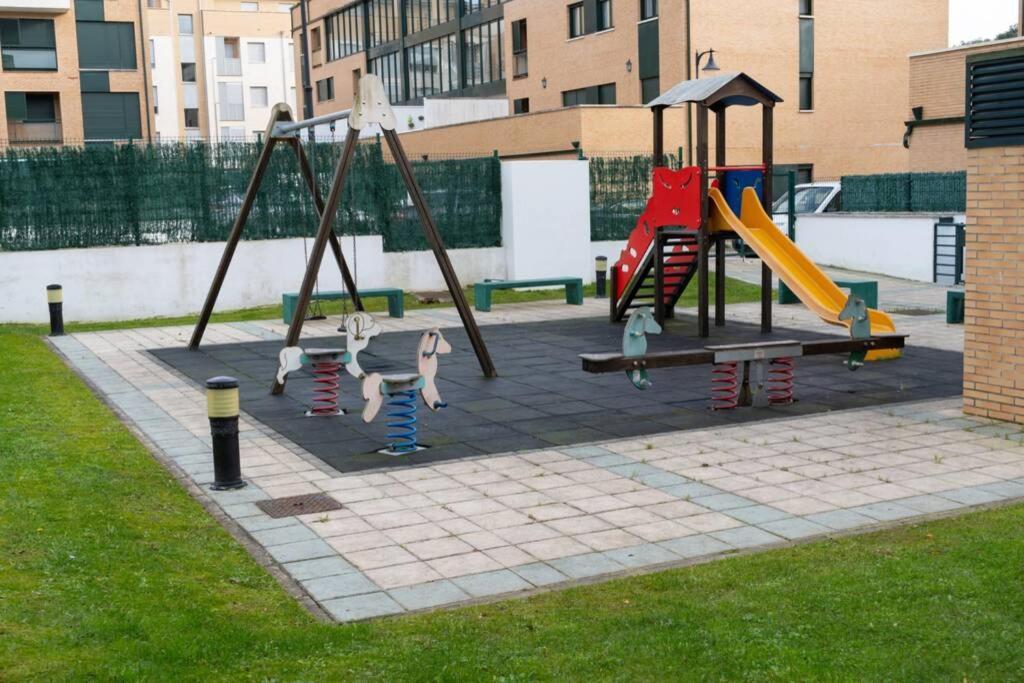 La Caparina, Apartamento Con Piscina A 3 Km De La Playa Vut-2377-As Llanes Esterno foto